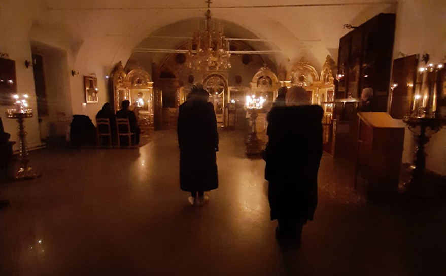 Ночная литургия в Годеново у Креста